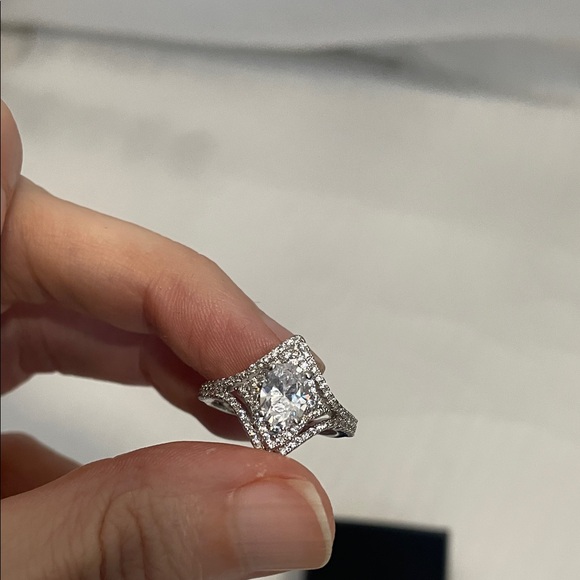 Sterling Silver zirconia Diamond Ring 925 size 7 - Picture 13 of 17